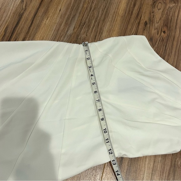 NWT Michael Costello x REVOLVE Ava One Shoulder White Dress - Picture 8 of 10